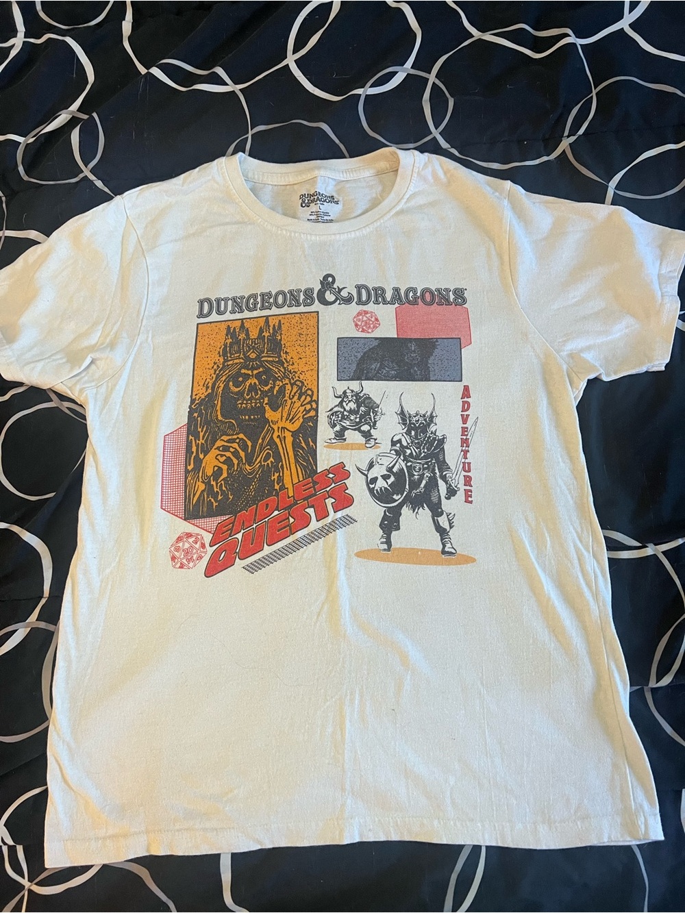 Dungeons & Dragons Cream Graphic Tee - Endless Quests